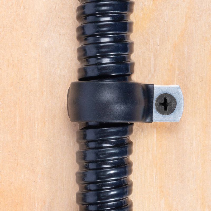 Скоба крепежная однолапковая СМО-П d38-40мм метал. оцинк. с полимер. покрытием (уп.50шт) Fortisflex 62975