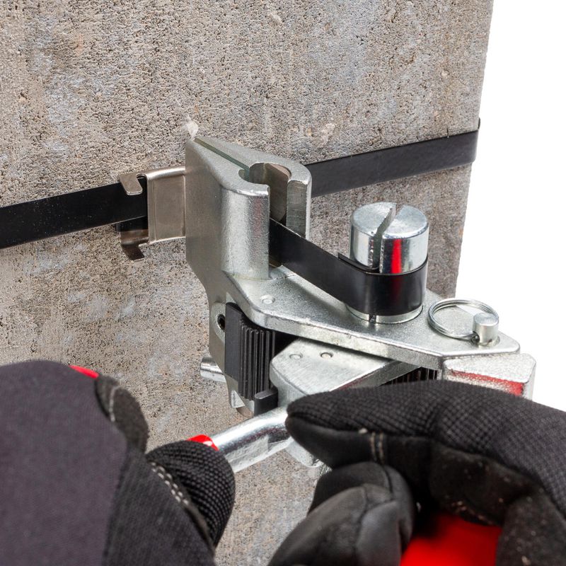 Инструмент для натяжения ленты ИНТ-20 мини КВТ 73577