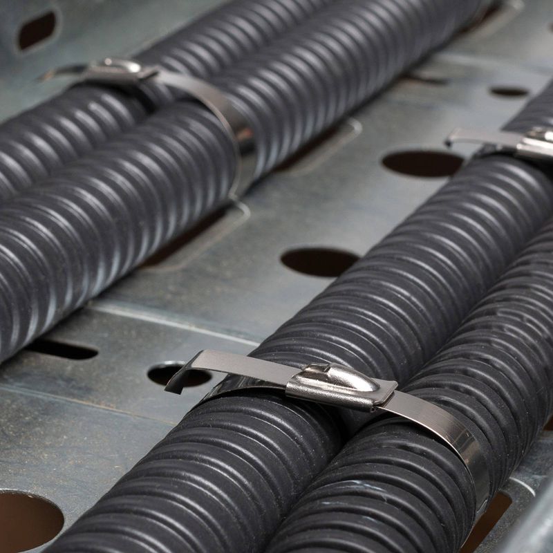 Хомут кабельный СКС (316) 4.6х350 стальной (уп.100шт) Fortisflex 74871