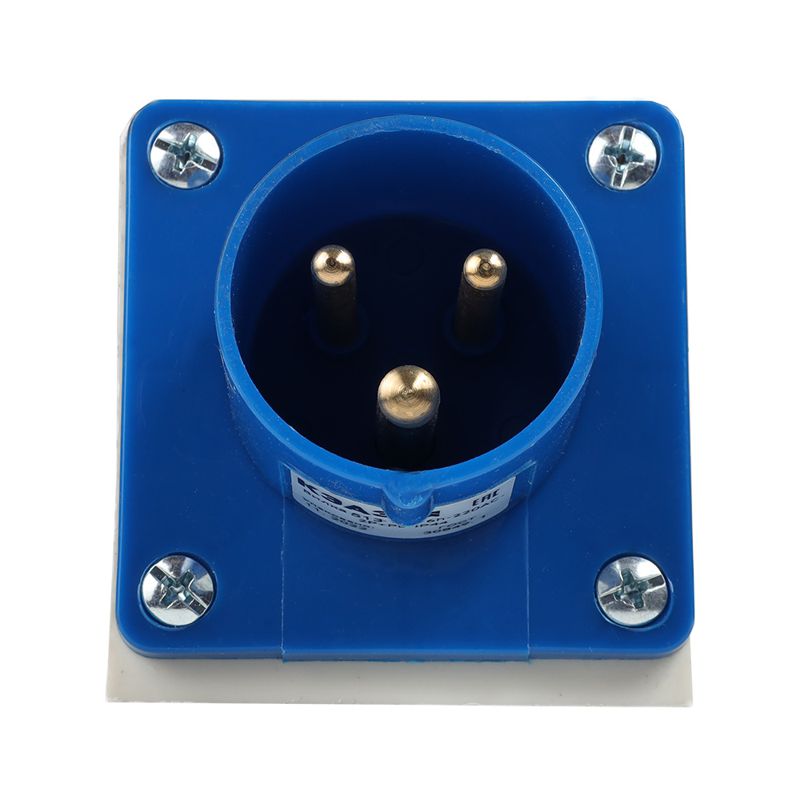 Вилка 513 16А 6h 220AC 2P+PE IP44 для монтажа на поверхность КЭАЗ 241213