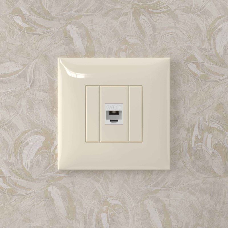 Розетка компьютерная 1-м СП Avanti "Ванильная дымка" RJ45 кат.5E без шторок механизм DKC 4405663
