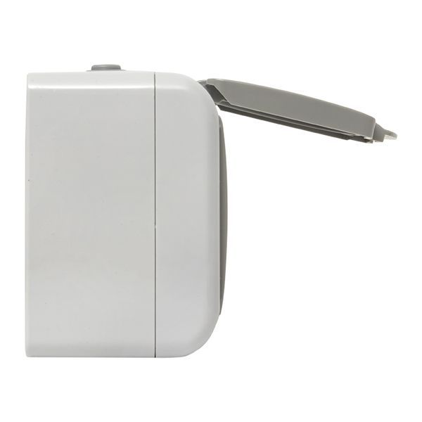 Розетка 2-местная Мурманск 16А с заземлением с крышкой IP54 серый с защитными шторками (EFR16-129-30-54)