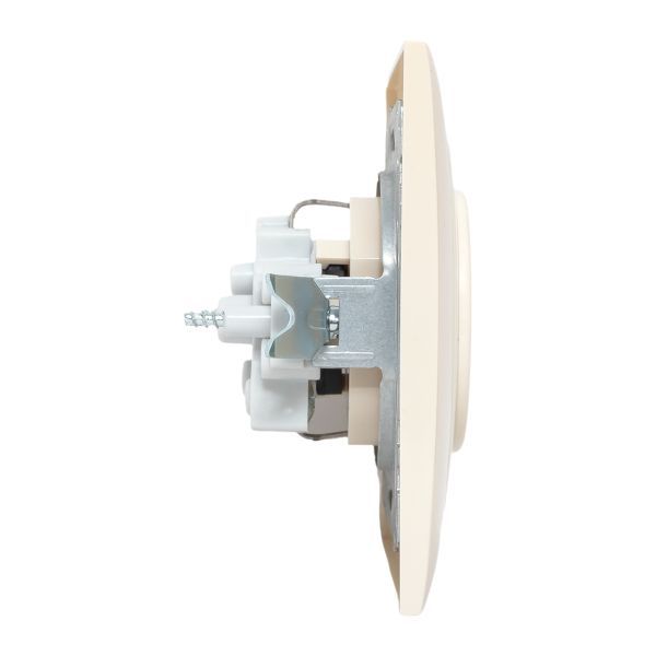 Розетка 1-м СП Валенсия 16А IP20 с заземл. защ. шторки крем. PROxima EKF EWR16-028-20