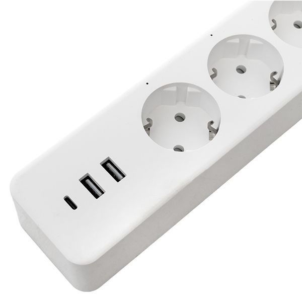 Умный удлинитель EKF Connect PRO Wi-Fi c USB (RCE-2-WF)