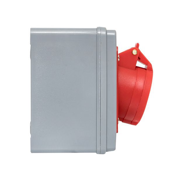 Розетка с блокировкой и выключателем 1414 3Р+РЕ 16А 380В IP44 EKF