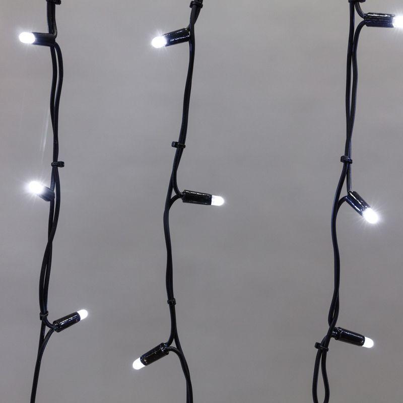 Гирлянда "Айсикл" (бахрома) 4.0х0.6м 128LED бел. 8Вт 230В IP67 провод черн. каучук Neon-Night 255-225