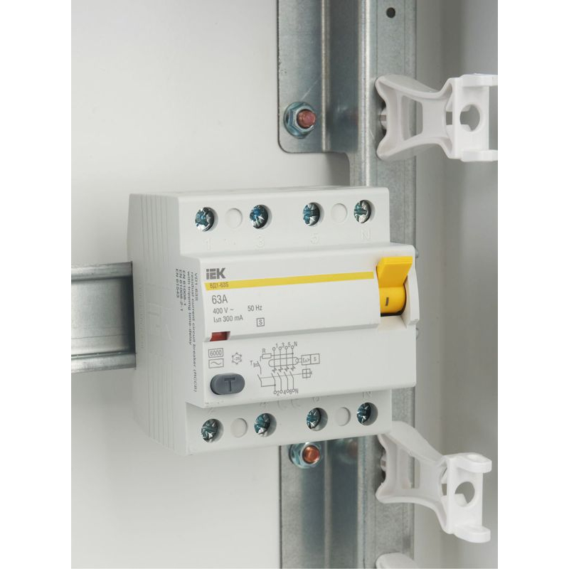 Выключатель дифференциальный (УЗО) ВД1-63S 4Р 63А 300мА IEK