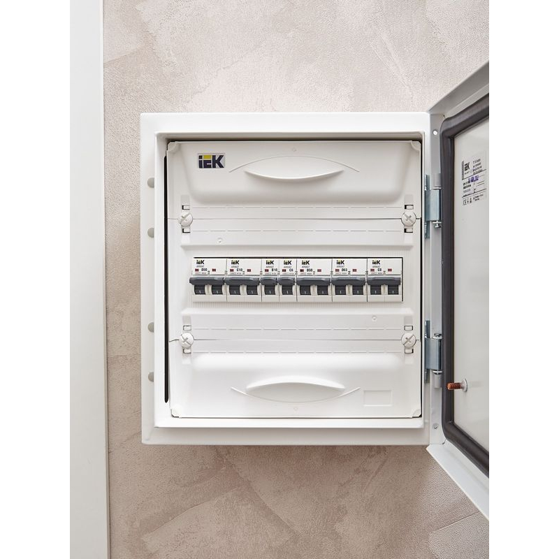 ARMAT Автоматический выключатель M10N 1P B 10А IEK