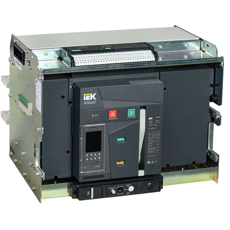 ARMAT AR-A5Y TD50 3P W VR Выключатель автоматический воздушный 135кА расцепитель TD 5000А 3P выдвижной с аксессуарами ~220-240В: реле отключения, реле включения, моторный привод IEK