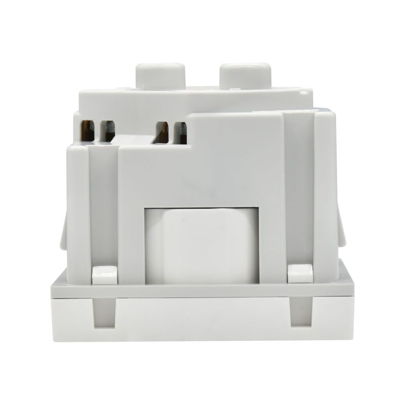 PRIMER РКС-20-30-П-45 Розетка 45град с заземляющим контактом защитной шторкой и винтовым зажимом (2 модуля) белая IEK