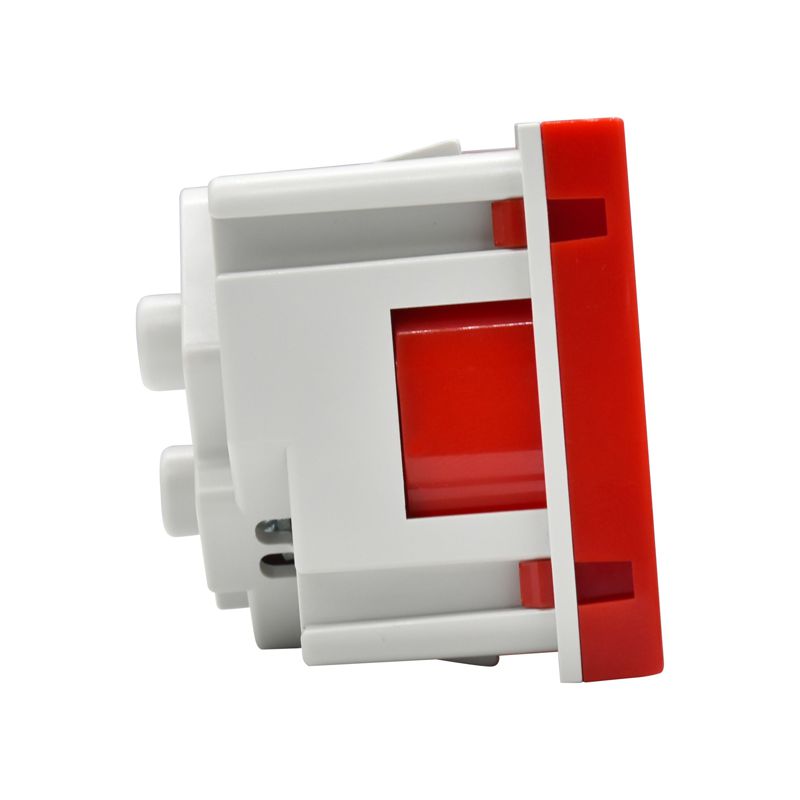 PRIMER РКС-20-32-П-45 Розетка 45град с заземляющим контактом защитной шторкой и винтовым зажимом (2 модуля) красная IEK