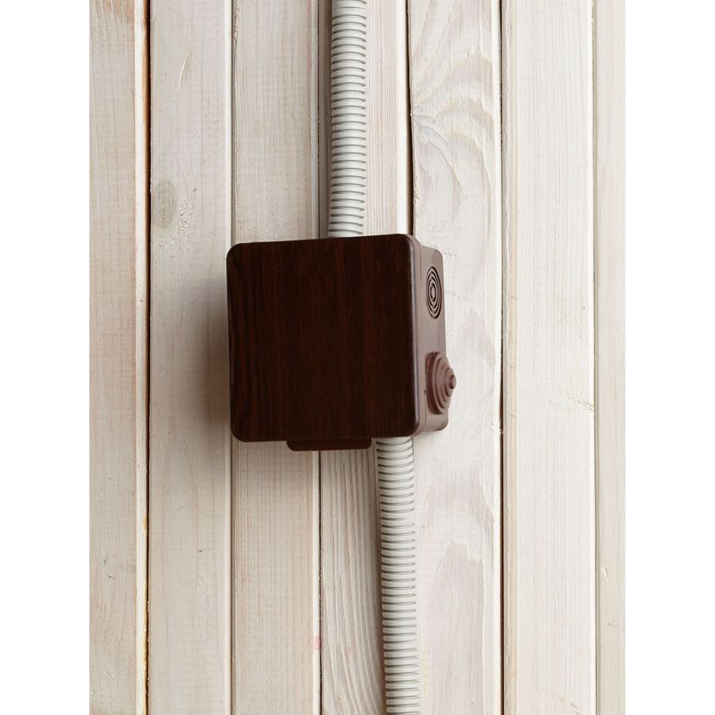 Коробка распаячная КМ для открытой проводки с откидной крышкой 80х80х50мм IP54 7 гермовводов дуб IEK