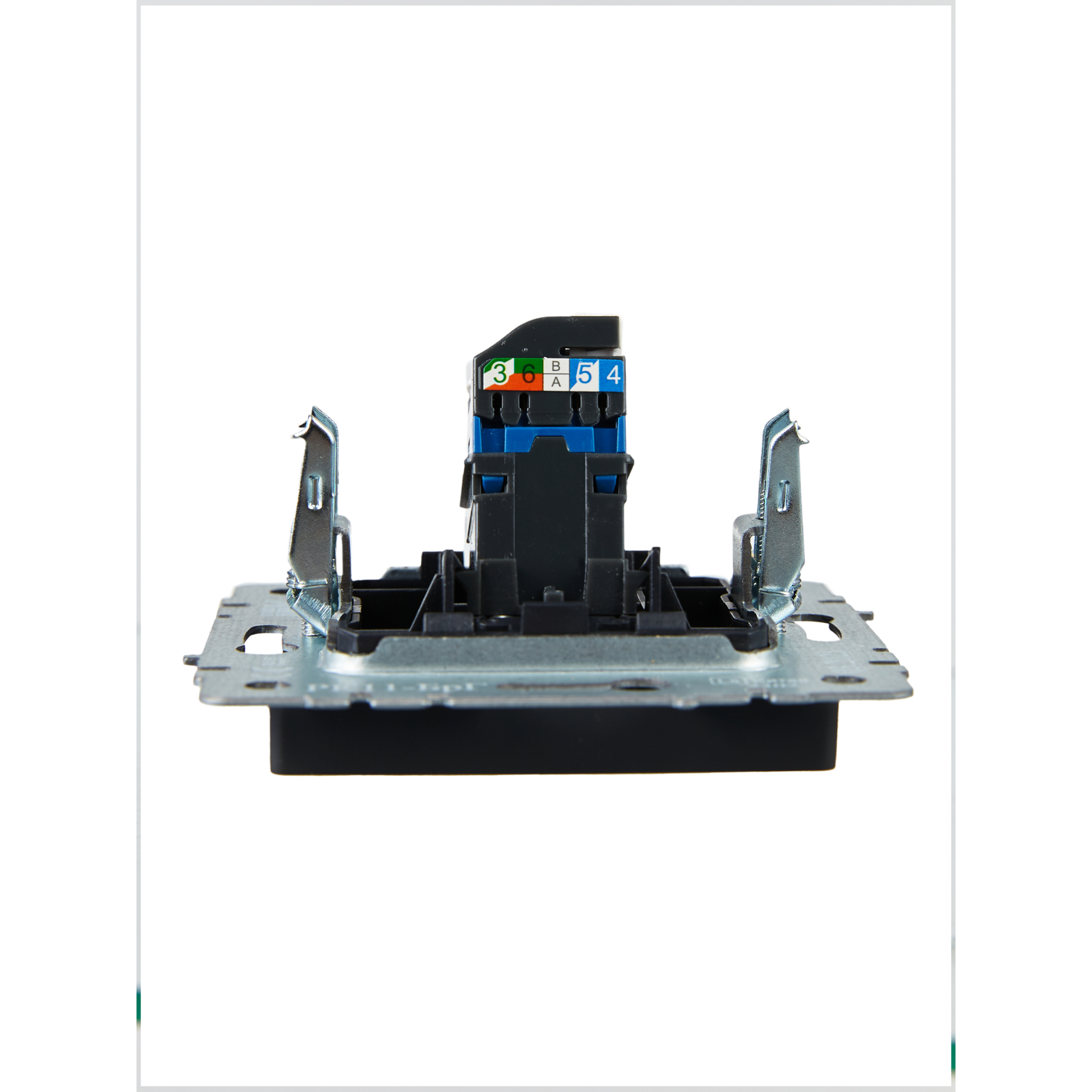 BRITE Розетка компьютерная RJ45 кат.6 РК11-БрЧ черный IEK
