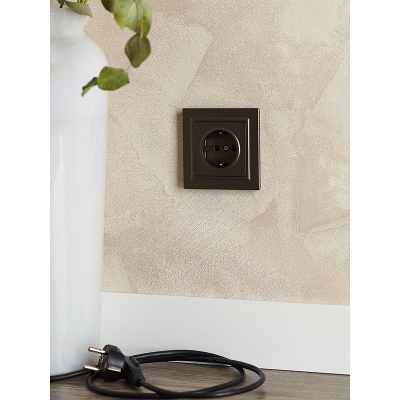 BRITE Рамка 1-местная IP44 РУ-1-БрТБ-44 темная бронза IEK