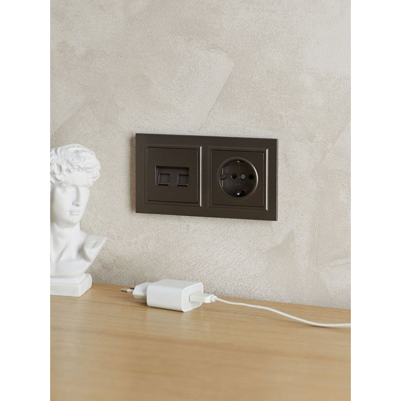 BRITE Рамка 2-местная РУ-2-БрТБ темная бронза IEK