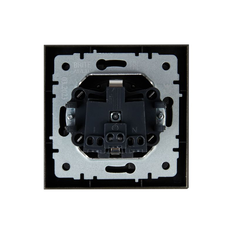 BRITE Розетка 1-местная с заземлением с защитными шторками 16А в сборе РСР14-1-0-БрШ шампань IEK