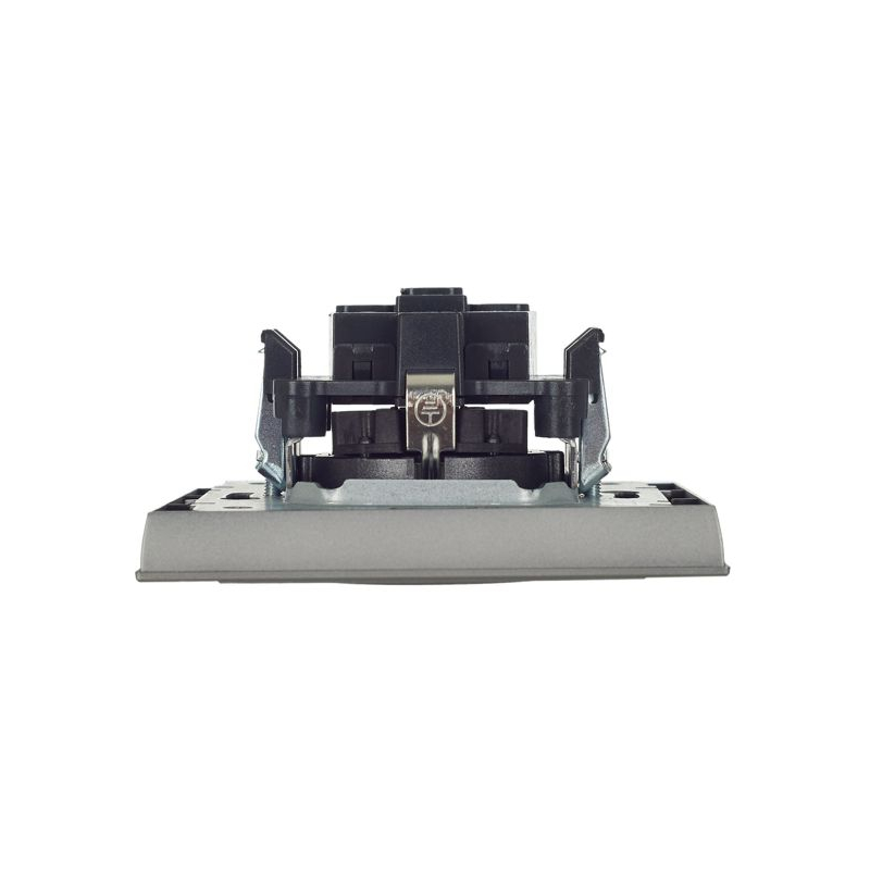 BRITE Розетка 1-местная с заземлением с защитными шторками 16А в сборе РСР14-1-0-БрС сталь IEK