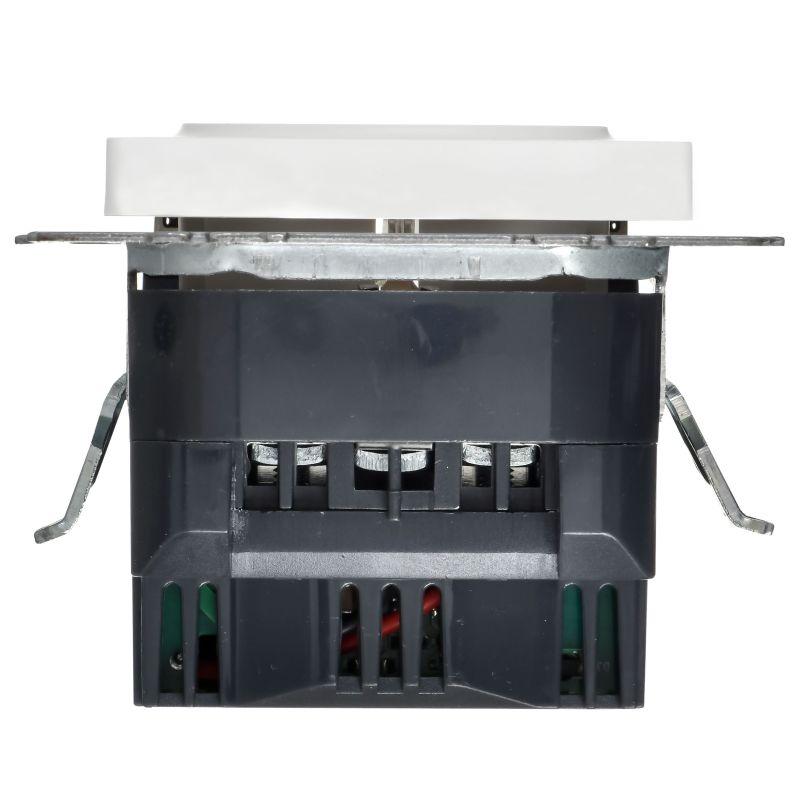 BRITE Розетка 1-местная с заземлением с защитными шторками 16А с USB A+A 5В 2,1А РЮш10-1-БрАБ арктический белый IEK