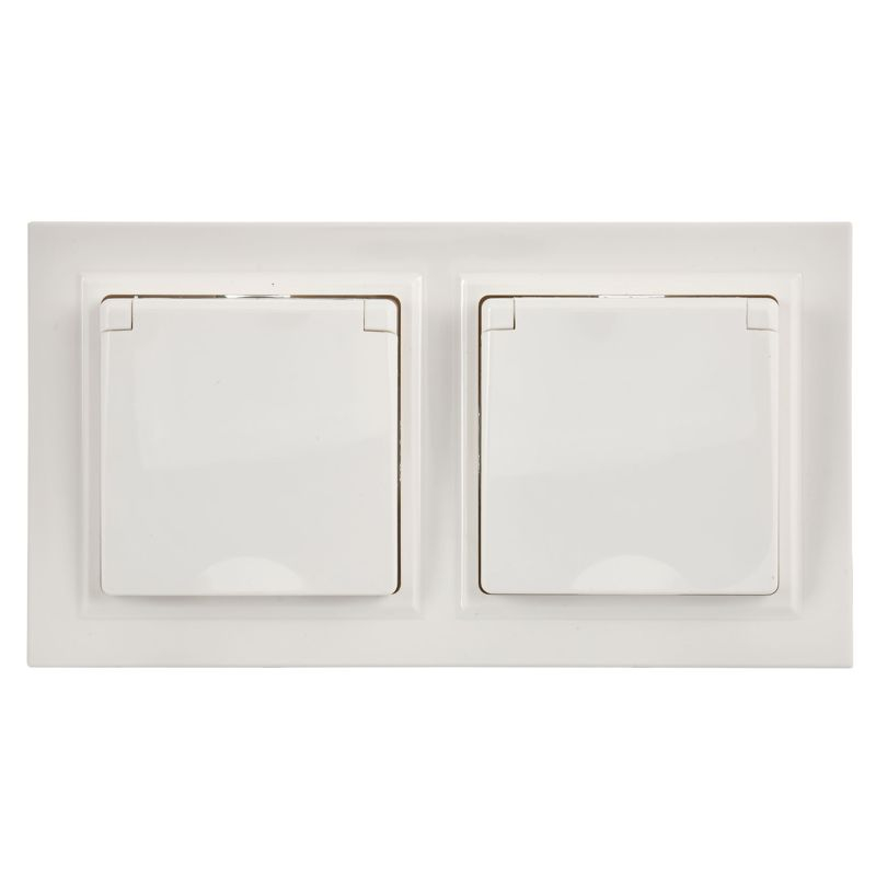 BRITE Комплект 1-местная с заземлением с защитными шторками и крышкой 16А IP44 2 штуки в сборе с двойной рамкой РСбш10-3-44-БрБ белый