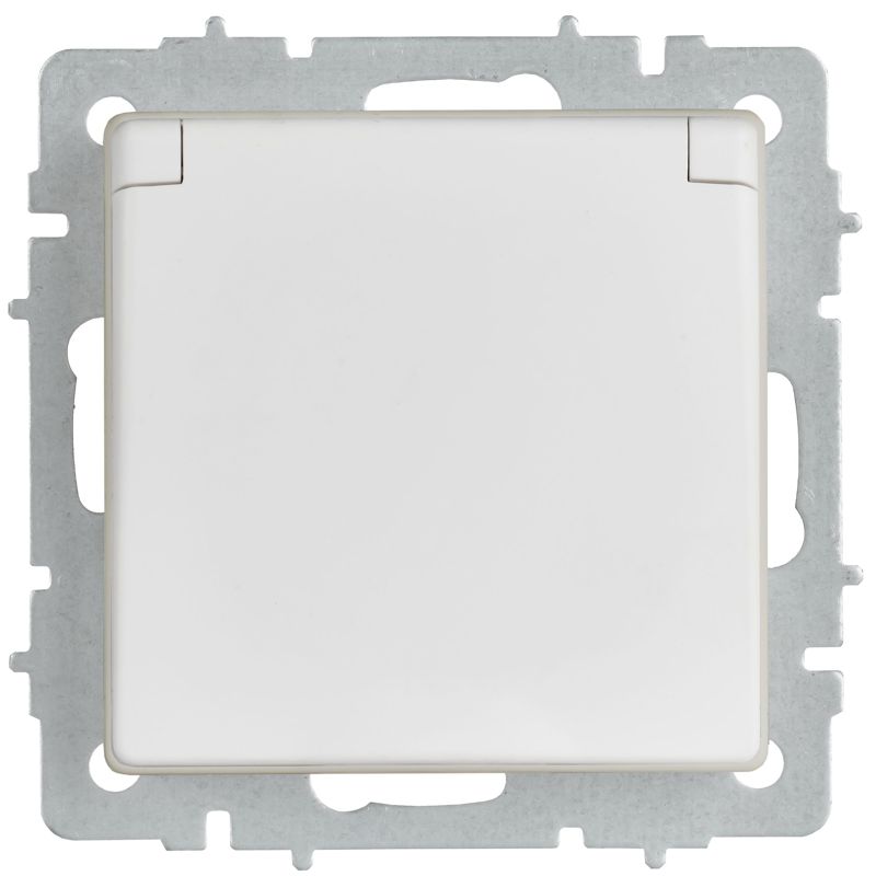 BRITE Розетка 1-местная с заземлением с защитными шторками и крышкой 16А IP44 РСбш10-3-44-БрАБ арктический белый IEK