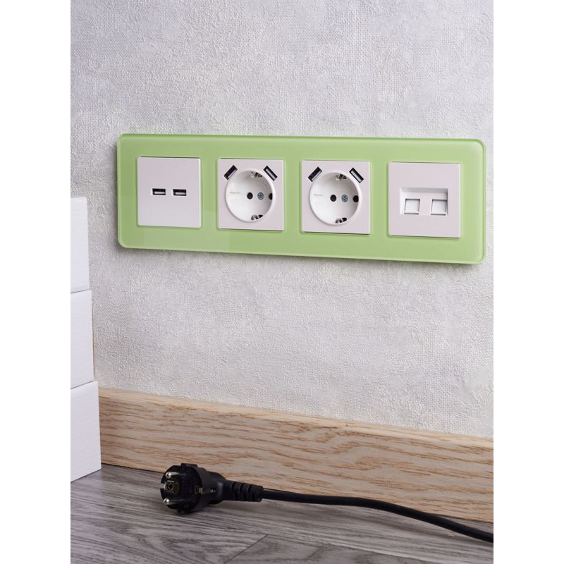 BRITE Розетка USB A+A 5В 3,1А РЮ10-1-БрЖ жемчуг IEK