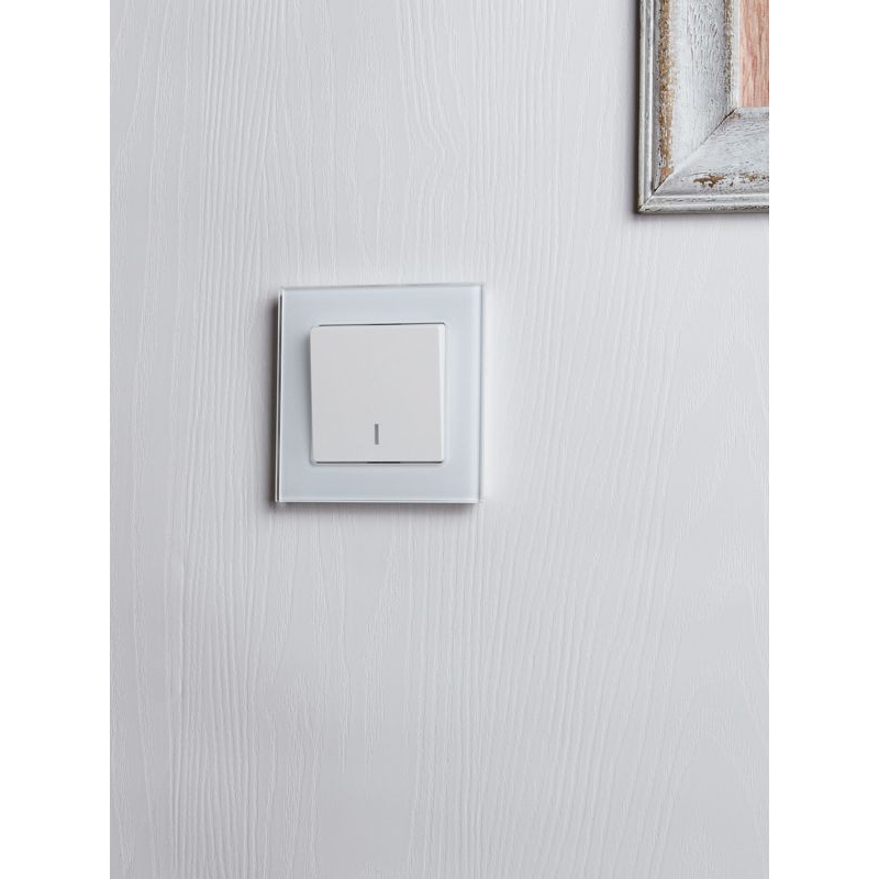 BRITE Выключатель 1-клавишный проходной с индикацией 10А ВС10-1-7-БрБ белый IEK