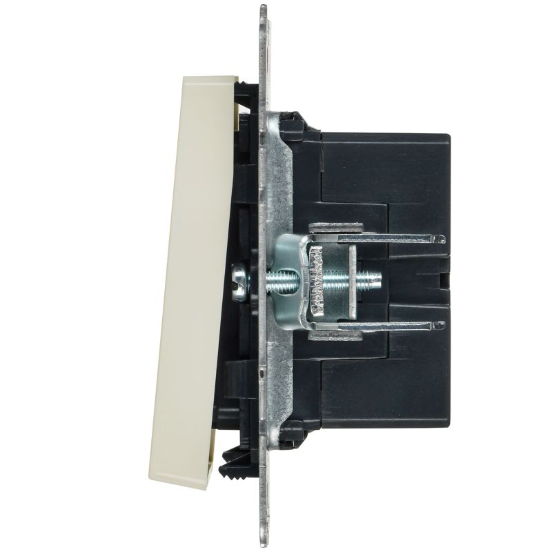 BRITE Кнопка звонка с индикацией для отелей 10А ВС10-1-9-БрКр бежевый IEK