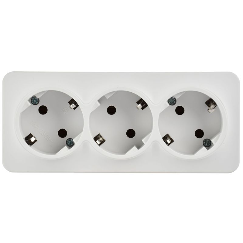 GLORY Розетка 3-местная для открытой установки с заземлением без защитных шторок 16А РС23-3-ХБм белый матовый IEK