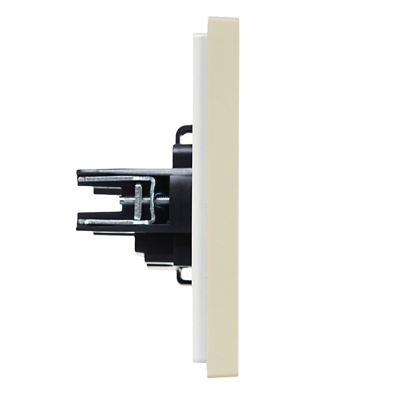 FORTE&PIANO Розетка 1-местная без заземления без защитных шторок винтовое крепление 10А FP418 ваниль IEK