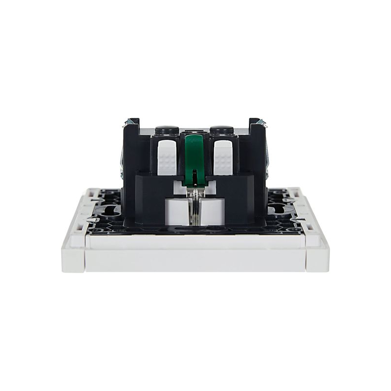 FORTE&PIANO Розетка 1-местная с заземлением без защитных шторок безвинтовое крепление 16А FP214 белый IEK