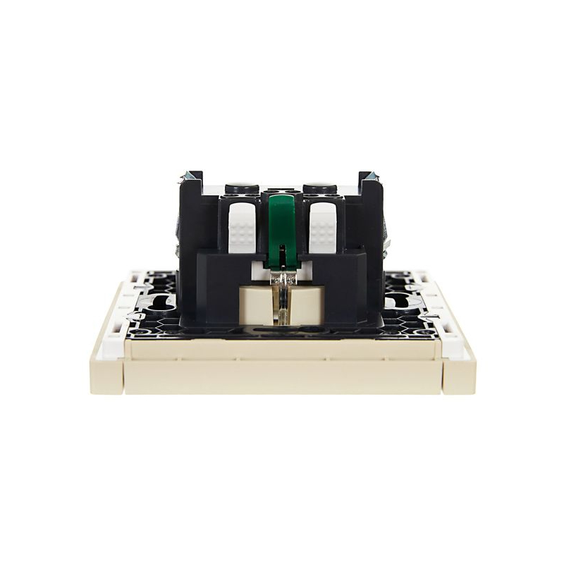 FORTE&PIANO Розетка 1-местная с заземлением без защитных шторок безвинтовое крепление 16А FP414 ваниль IEK