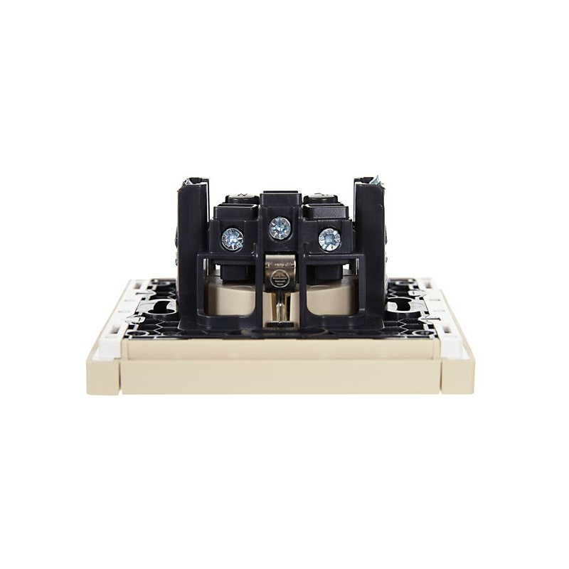 FORTE&PIANO Розетка 1-местная с заземлением без защитных шторок винтовое крепление 16А FP416 ваниль IEK