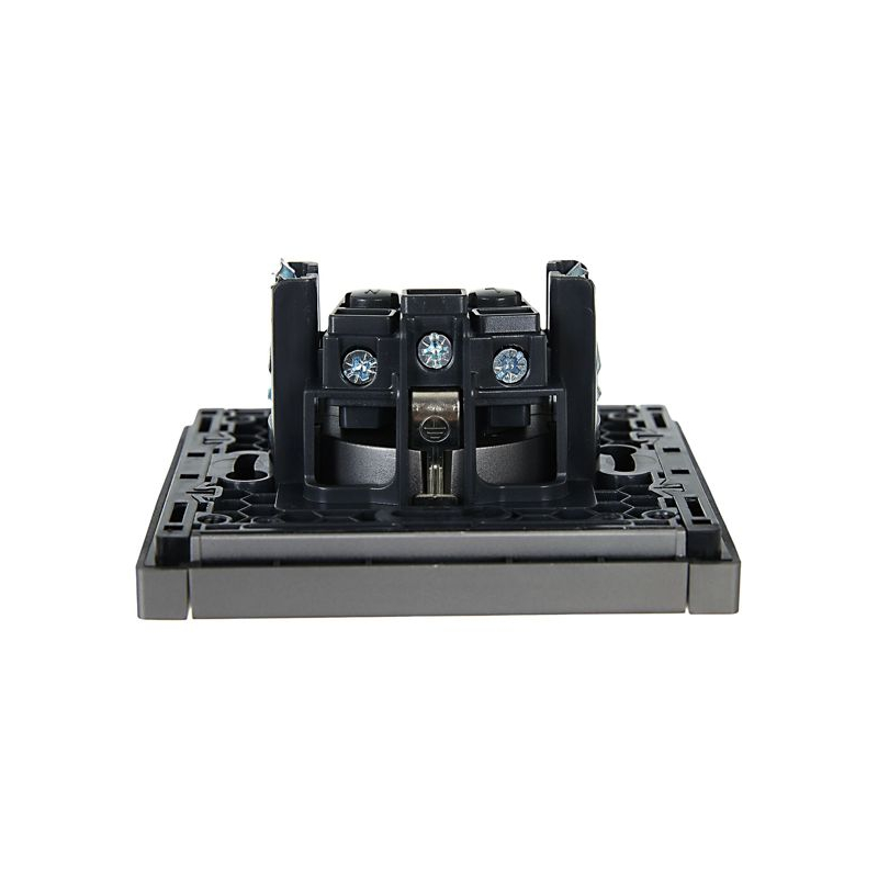 FORTE&PIANO Розетка 1-местная с заземлением без защитных шторок винтовое крепление 16А FP516 сталь IEK