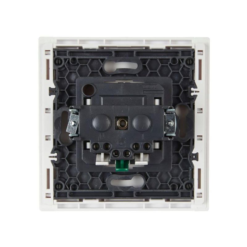 FORTE&PIANO Розетка 1-местная с заземлением с защитными шторками безвинтовое крепление 16А FP213 белый IEK