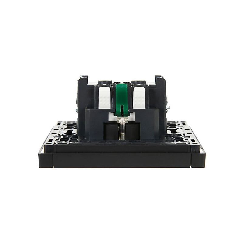 FORTE&PIANO Розетка 1-местная с заземлением с защитными шторками безвинтовое крепление 16А FP113 черный IEK