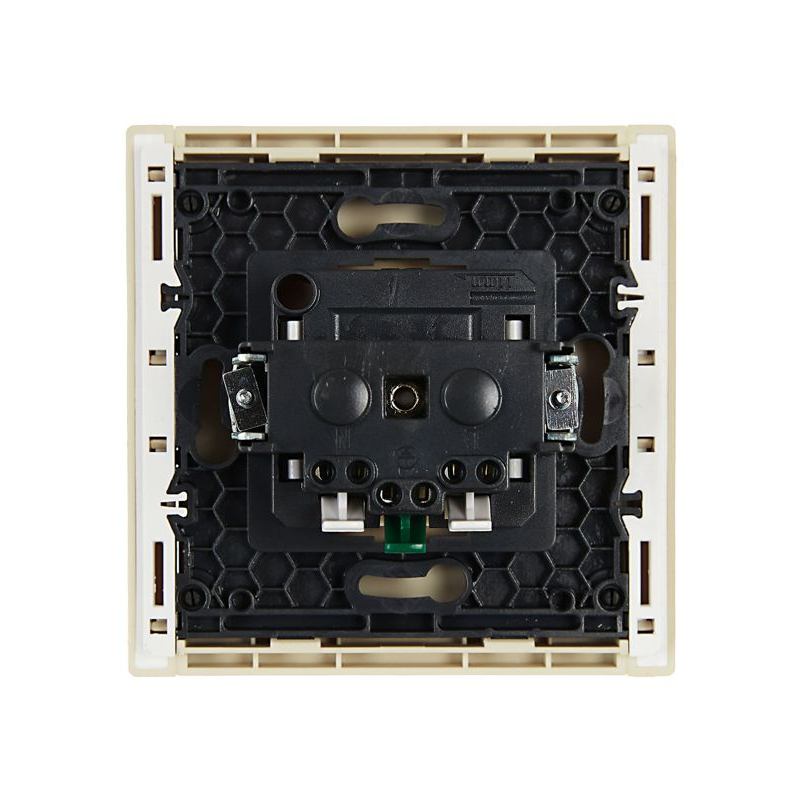 FORTE&PIANO Розетка 1-местная с заземлением с защитными шторками безвинтовое крепление 16А FP413 ваниль IEK