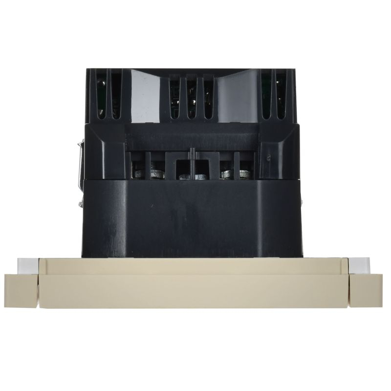 FORTE&PIANO Розетка 1-местная с заземлением с защитными шторками винтовое крепление 16А USB A+C 18Вт FP447 ваниль IEK