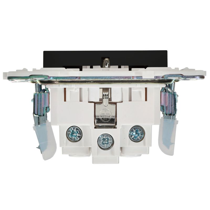 SKANDY Розетка с заземлением без защитных шторок 16А SK-R05Bl черный IEK