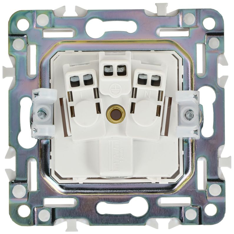 SKANDY Розетка с заземлением без защитных шторок 16А SK-R05Bl черный IEK