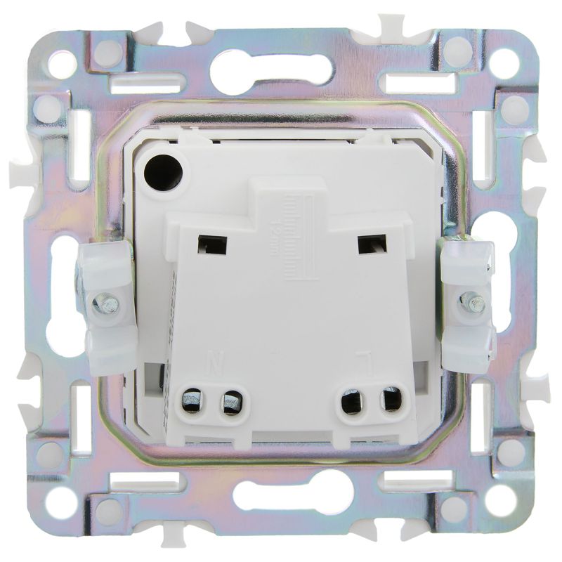 SKANDY Розетка без заземления с защитными шторками 10А SK-R01Sh шампань IEK