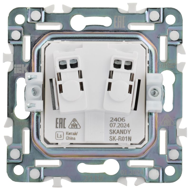 SKANDY Розетка без заземления с защитными шторками 10А SK-R01N металл никель IEK