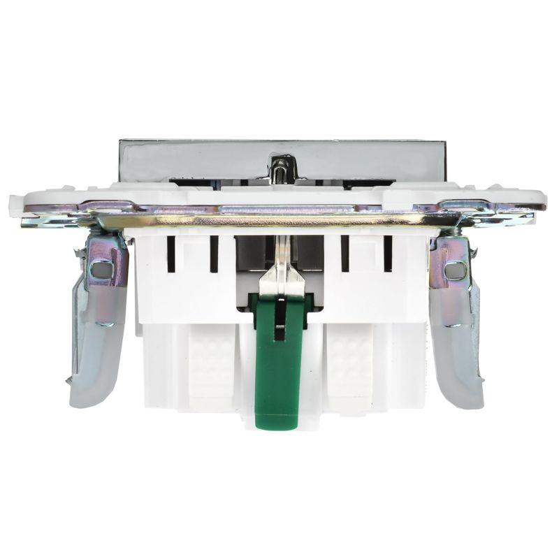 SKANDY Розетка с заземлением с защитными шторками 16А безвинтовое крепление SK-R06N металл никель IEK