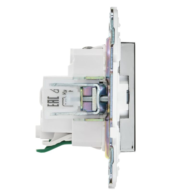 SKANDY Розетка с заземлением с защитными шторками 16А безвинтовое крепление SK-R06N металл никель IEK