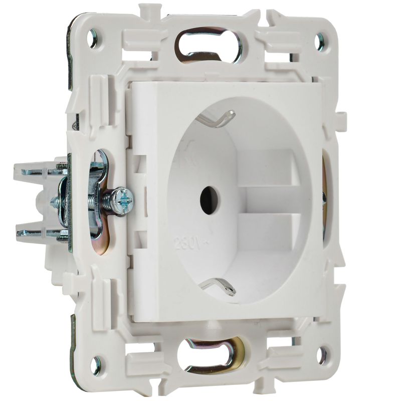SKANDY Розетка с заземлением с защитными шторками 16А SK-R04W арктический белый IEK