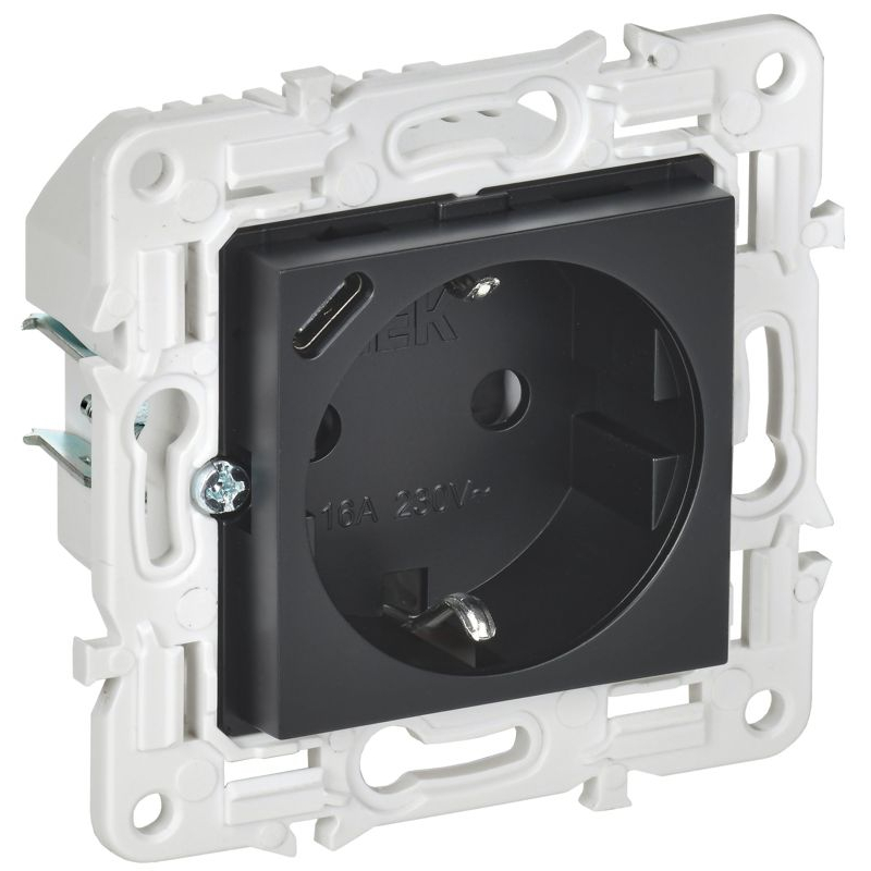 SKANDY Розетка с заземлением с защитными шторками 16А с USB C 18Вт SK-R17Bl черный IEK