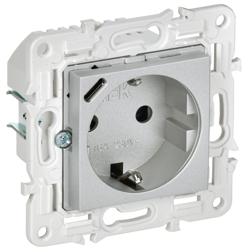 SKANDY Розетка с заземлением с защитными шторками 16А с USB C 18Вт SK-R17S серебряный IEK