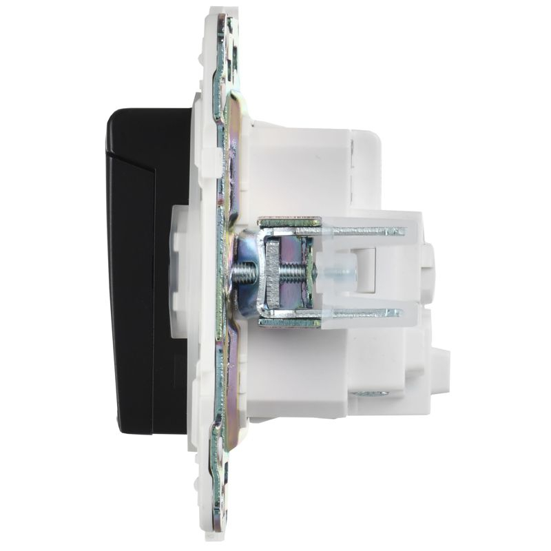 SKANDY Розетка 1-местная с заземлением с защитными шторками и крышкой 16А IP44 SK-R11Bl черный IEK