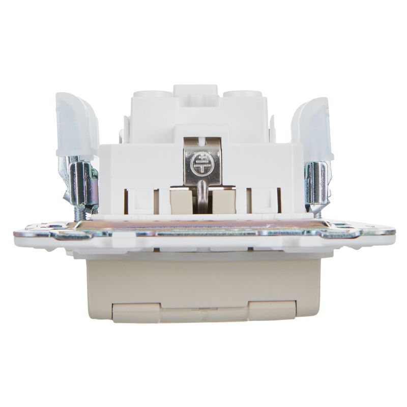 SKANDY Розетка 1-местная с заземлением с защитными шторками и крышкой 16А IP44 SK-R11B бежевый IEK