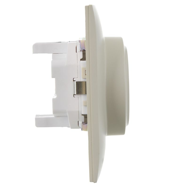 SKANDY Розетка 2-местная с заземлением с защитными шторками 16А в сборе SK-R07B бежевый IEK