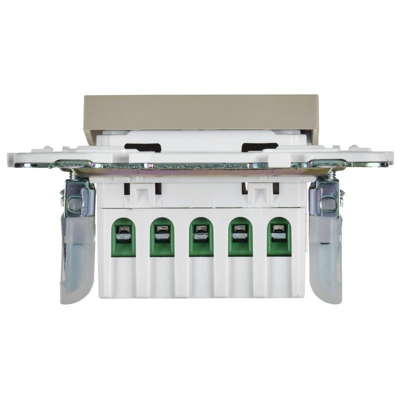 SKANDY Кнопка звонка с индикацией для отелей 10А SK-V17B бежевый IEK